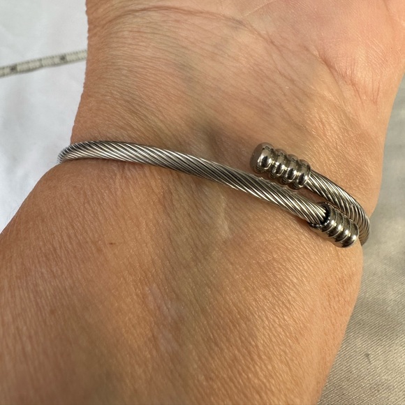 Silvertone coiled bracelet with heart initial A - Picture 3 of 3